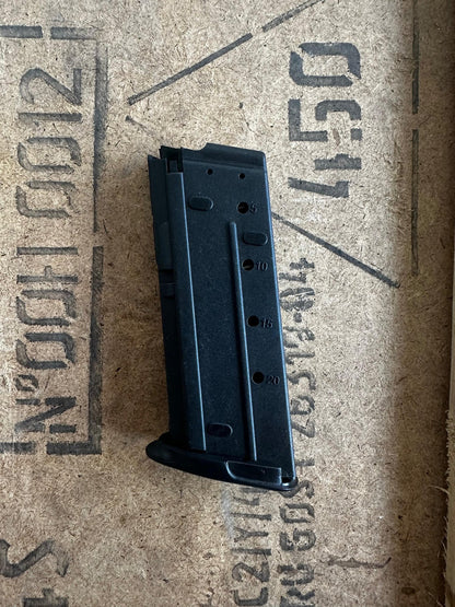 FN Five-seveN 5.7x28mm 19 kapasiteli şarjör