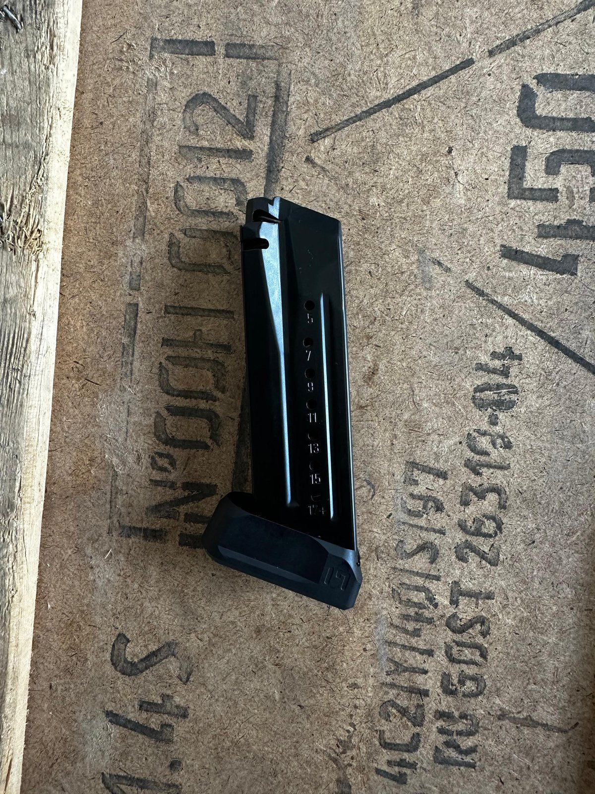 Laugo Arms Alien 9mm 17 kapasiteli şarjör