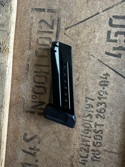 Laugo Arms Alien 9mm 17 kapasiteli şarjör