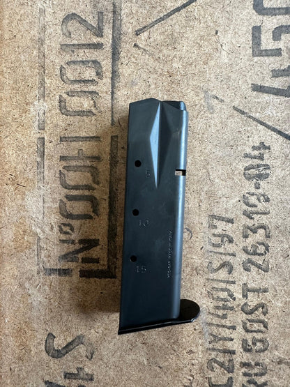 SIG Sauer P226 9mm 15 kapasiteli şarjör