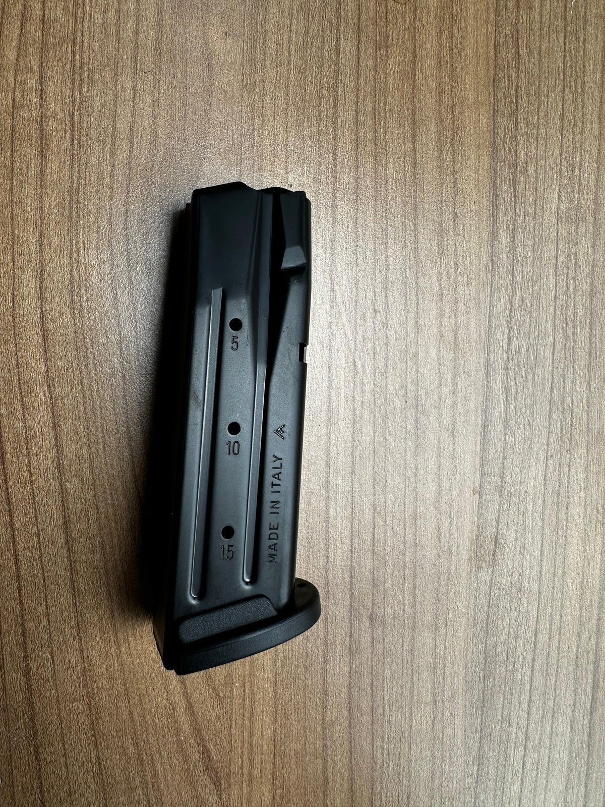 SIG Sauer P320 Compact 9mm 15 kapasiteli şarjör